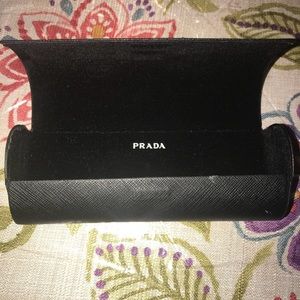 Glasses case